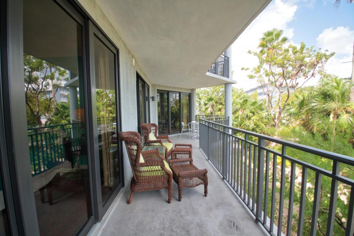 Vista Fresco Key West